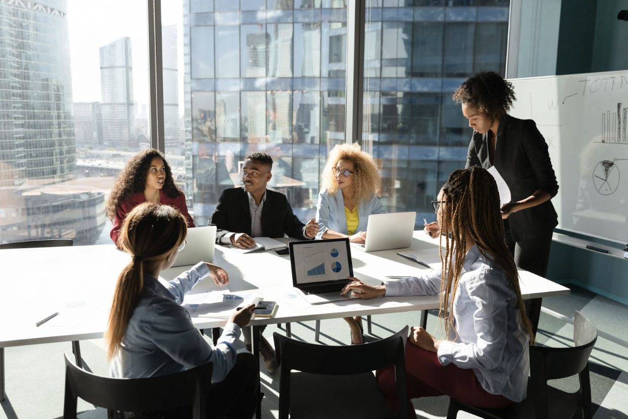 Top 10 B2B Marketing Trends to Watch in 2025 - Digital Storyteller